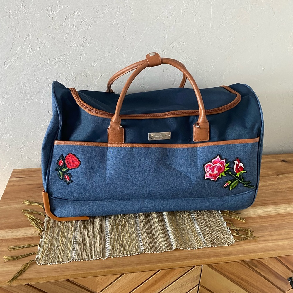Jessica Simpson Duffle bag/carry on